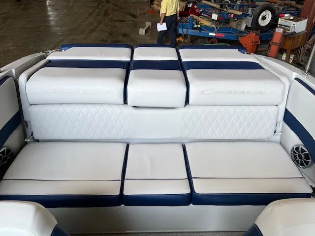Slide: The Image of Crownline Boats 200SS 2024 - 1