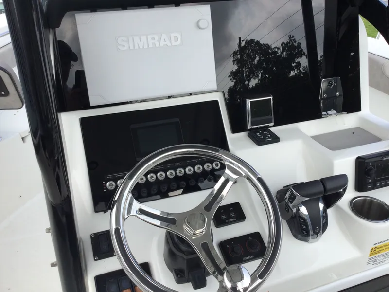 Slide: The Image of Sea Pro 259 TT DLX GY/GY PR200Y 2023 - 4