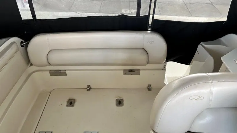 Slide: The Image of Regal 2860 Regal 2002 - 6