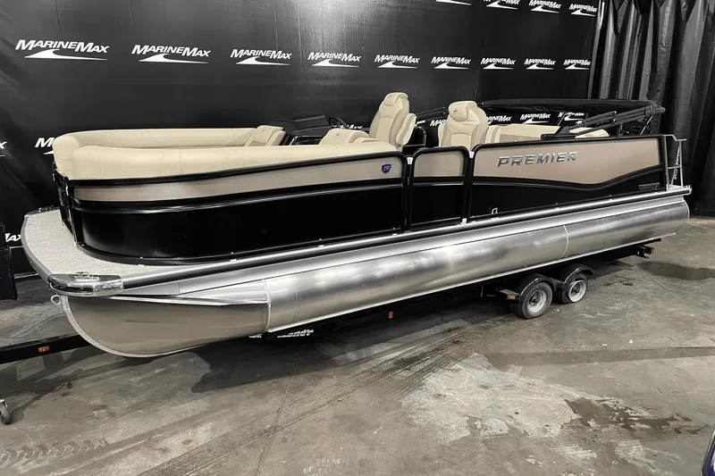 Slide: The Image of Premier 230 Solaris 2024 - 0