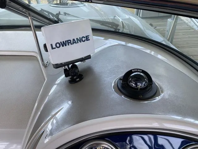 Slide: The Image of Crownline Boats 250 CR 2008 - 14