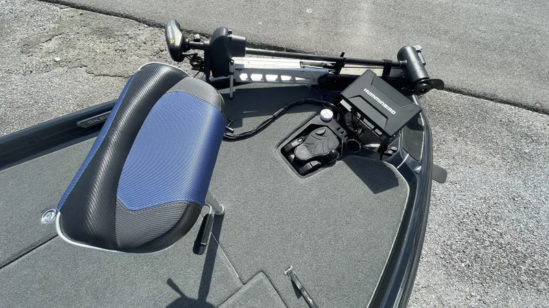 Slide: The Image of Skeeter FXR20 Apex 2021 - 4