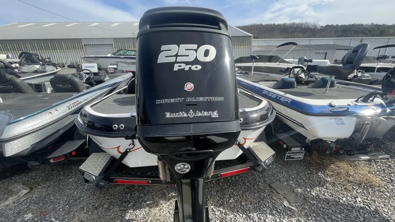 Slide: The Image of Legend V20 2017 - 22