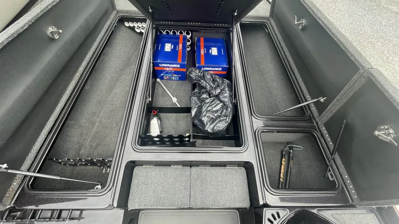 Slide: The Image of Legend V20 2017 - 8