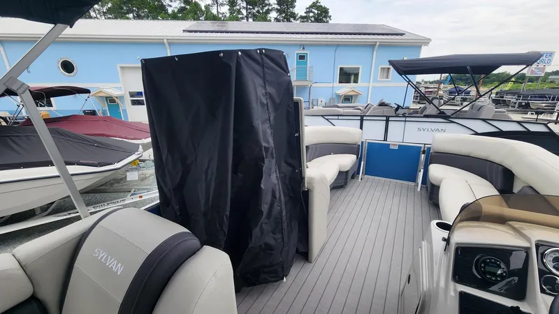 Slide: The Image of Sylvan Mirage 8524 CLZ 2024 - 9