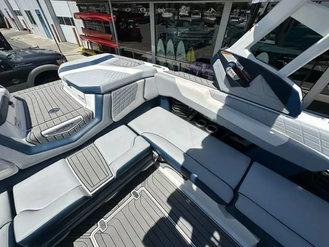 Slide: The Image of Nautique G23 2021 - 15