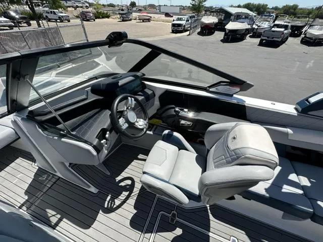 Slide: The Image of Nautique G23 2021 - 20