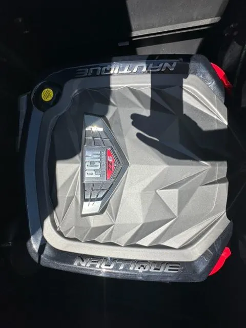 Slide: The Image of Nautique G23 2021 - 24