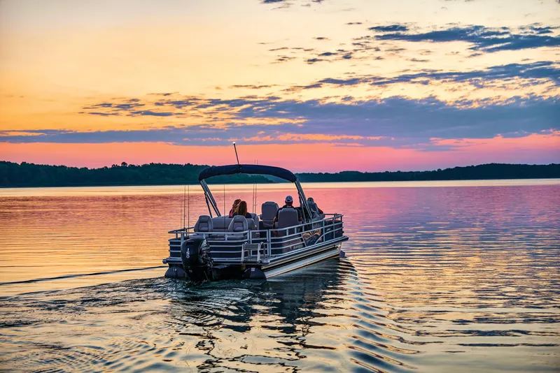 Slide: The Image of Ranger Reata 220F 2024 - 75