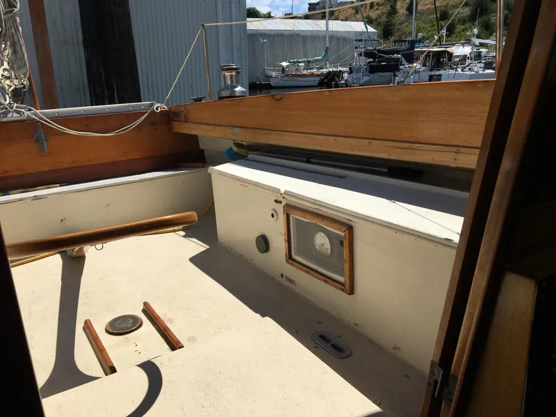 Slide: The Image of Engine instruments - 3