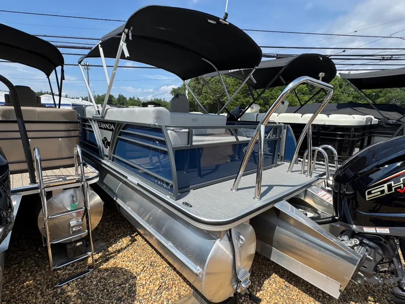 The Image of 2023 Veranda VTX 25 VLB pontoon boat with canopy and ladder. - 1