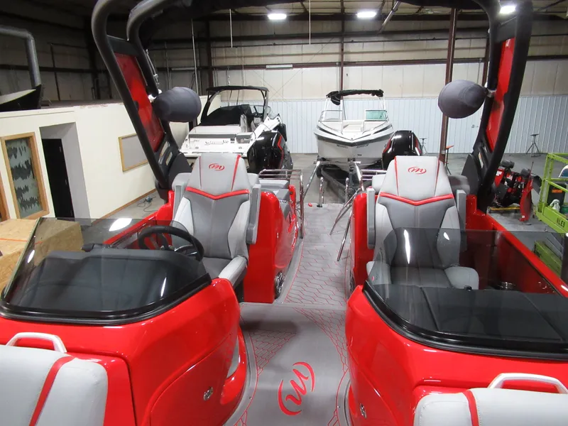 Slide: The Image of Manitou XT 27 Split Rear Windshield (SRW) 2024 - 9