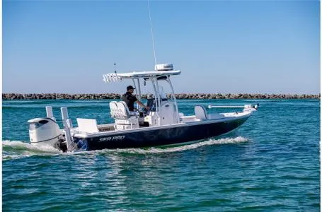 Slide: The Image of Sea Pro 248 Bay Boat 2023 - 13
