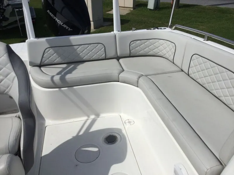 Slide: The Image of Sea Pro 2100 CITATION 2023 - 13