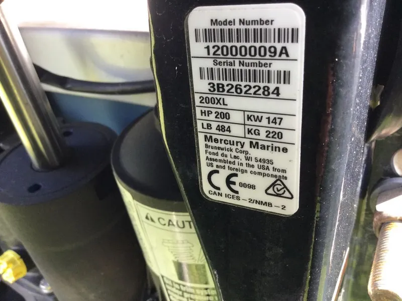 Slide: The Image of Sea Pro 2100 CITATION 2023 - 6