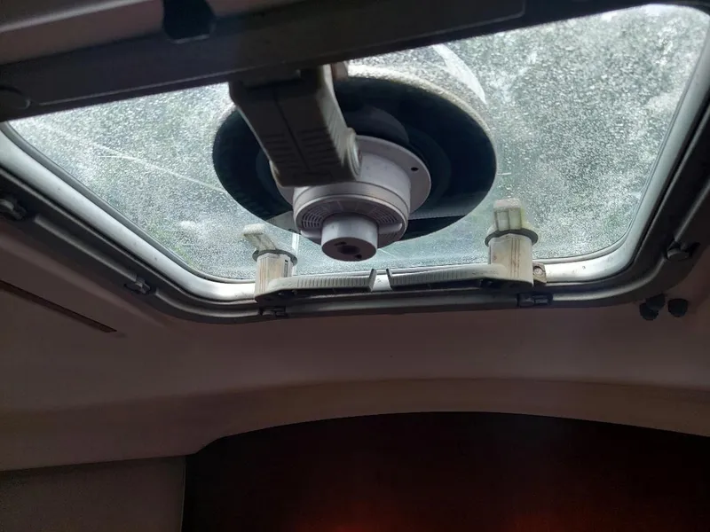 Slide: The Image of Beneteau Oceanis 351 1995 - 57