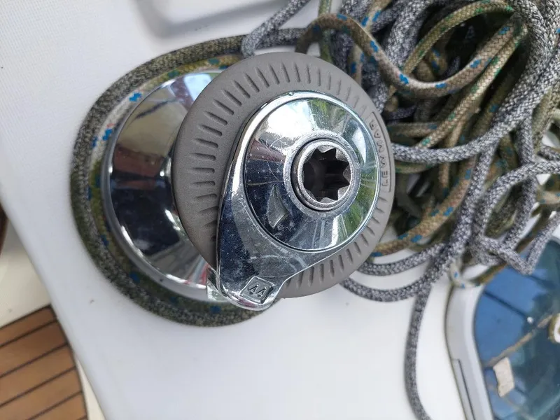 Slide: The Image of Beneteau Oceanis 351 1995 - 69