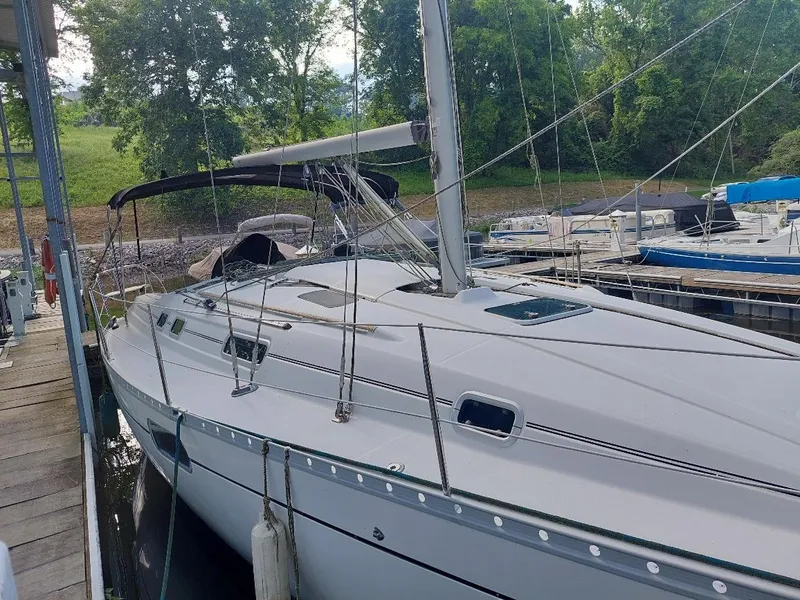 Slide: The Image of Beneteau Oceanis 351 1995 - 74