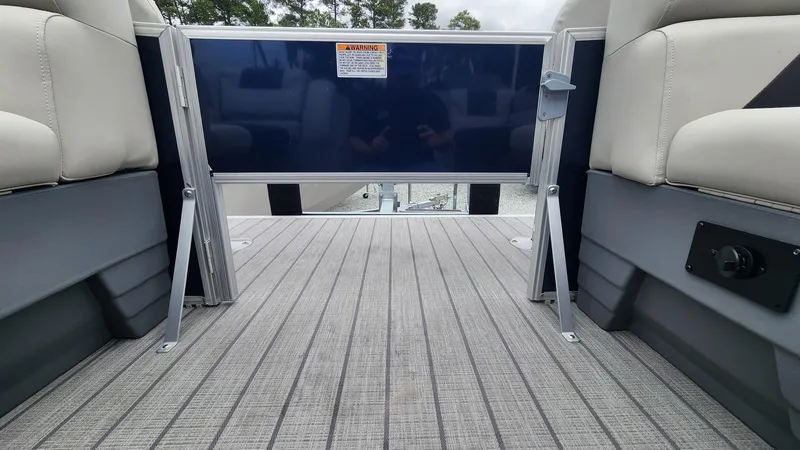 Slide: The Image of SunChaser Geneva DS 24 CRS 2024 - 16