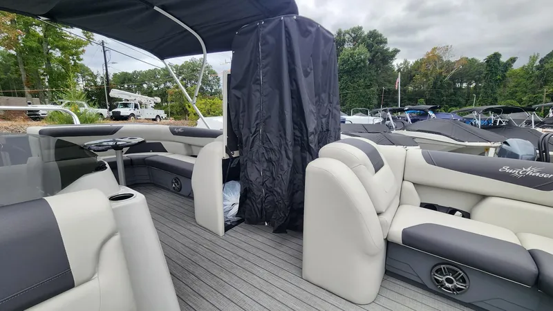 Slide: The Image of SunChaser Geneva DS 24 CRS 2024 - 6