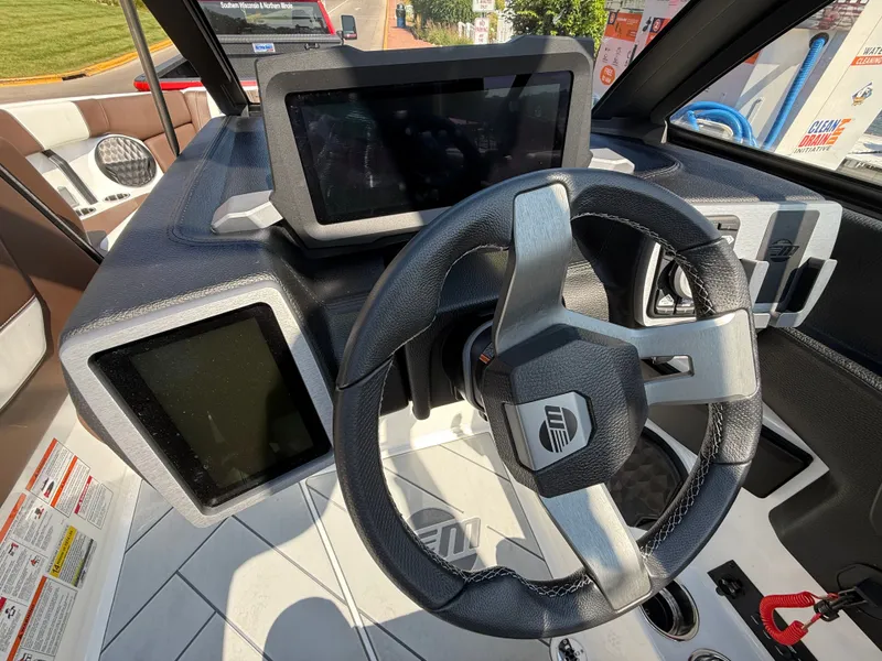 Slide: The Image of Malibu Wakesetter 22 LSV 2024 - 274