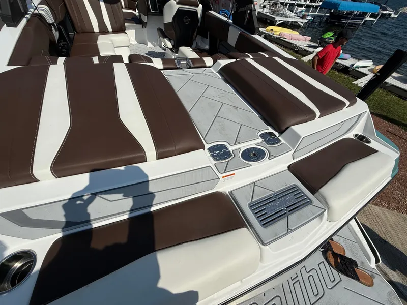 Slide: The Image of Malibu Wakesetter 22 LSV 2024 - 297