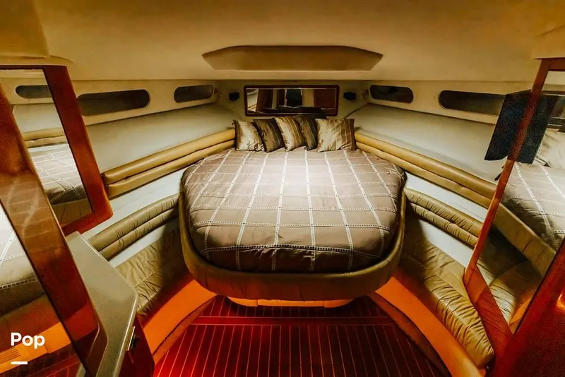 Slide: The Image of 1997 Sea Ray 630 Super Sport for sale in Dolton, IL - 13