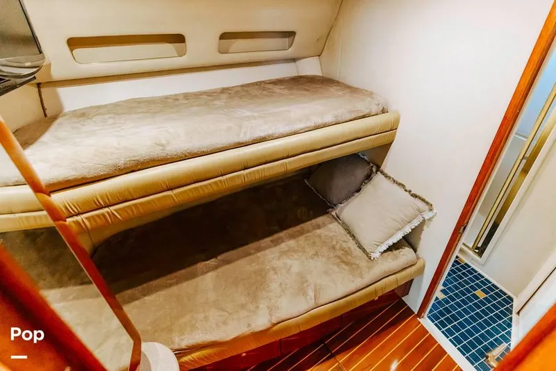 Slide: The Image of 1997 Sea Ray 630 Super Sport for sale in Dolton, IL - 15