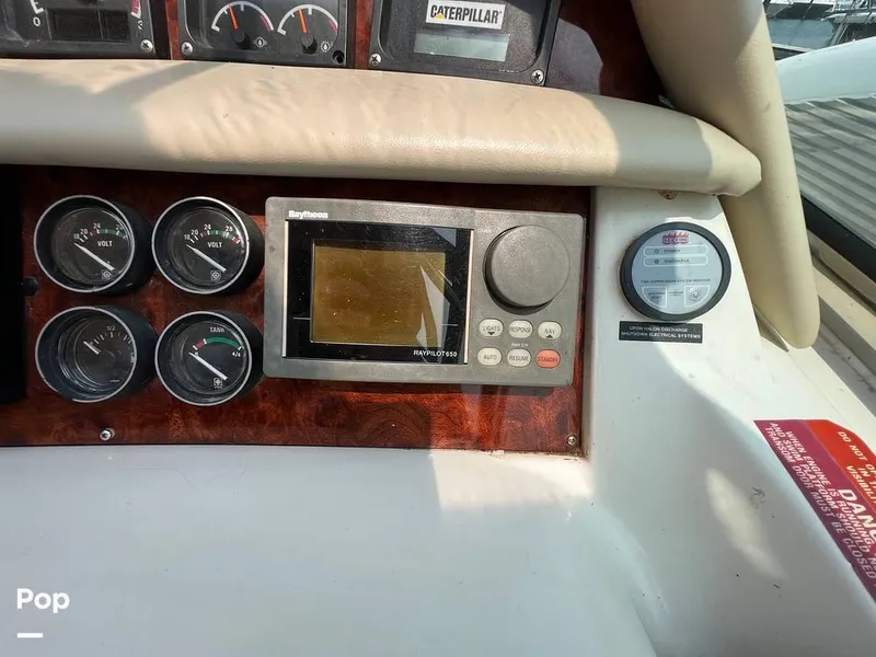 Slide: The Image of 1997 Sea Ray 630 Super Sport for sale in Dolton, IL - 71