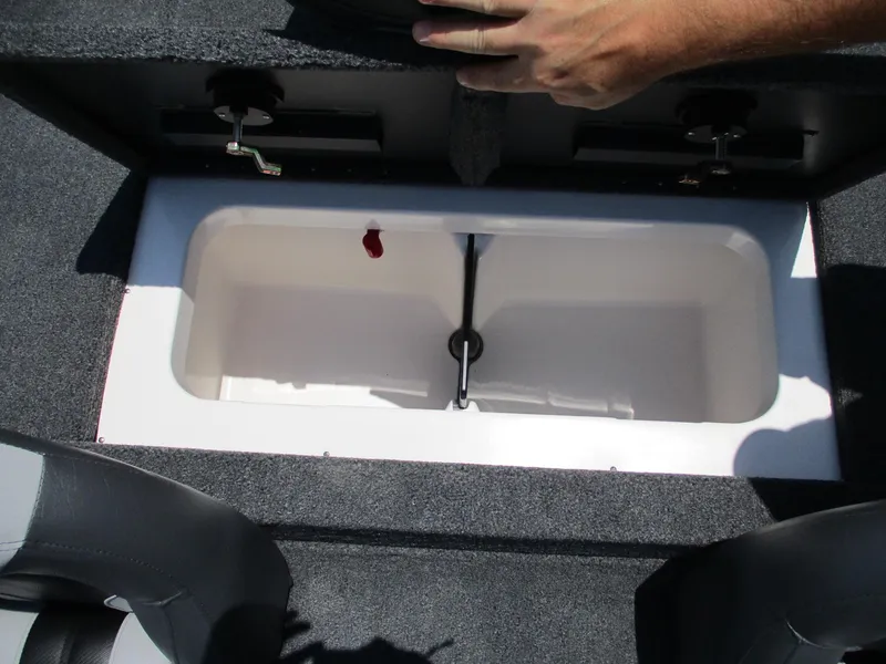 Slide: The Image of 2023 Vexus AVX181 boat storage compartment with open lid. - 14