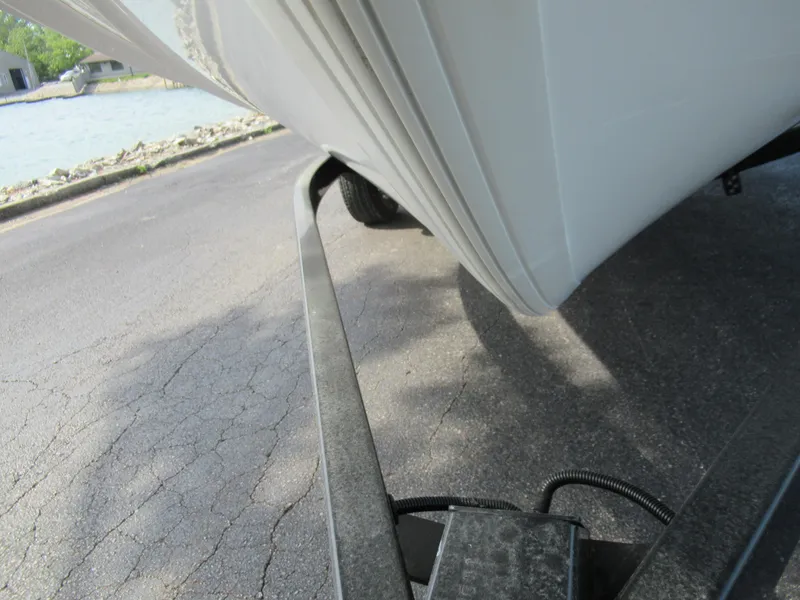 Slide: The Image of Close-up of a 2013 Yamaha Boats AR190 on a trailer. - 9