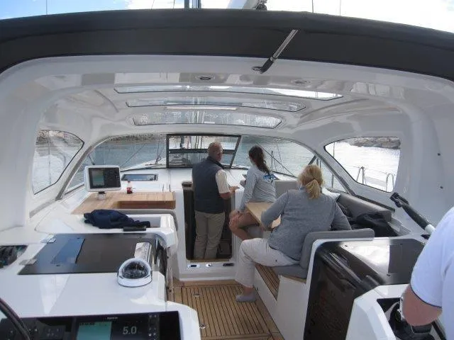 Slide: The Image of Jeanneau 55 2026 - 162