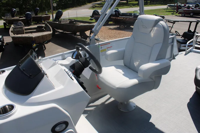 Slide: The Image of 2023 Lowe SS190 Super Sport boat captain's chair and console. - 5