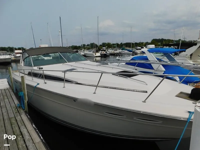 Slide: The Image of 1986 Sea Ray 390 Express for sale in Eastlake, OH - 20