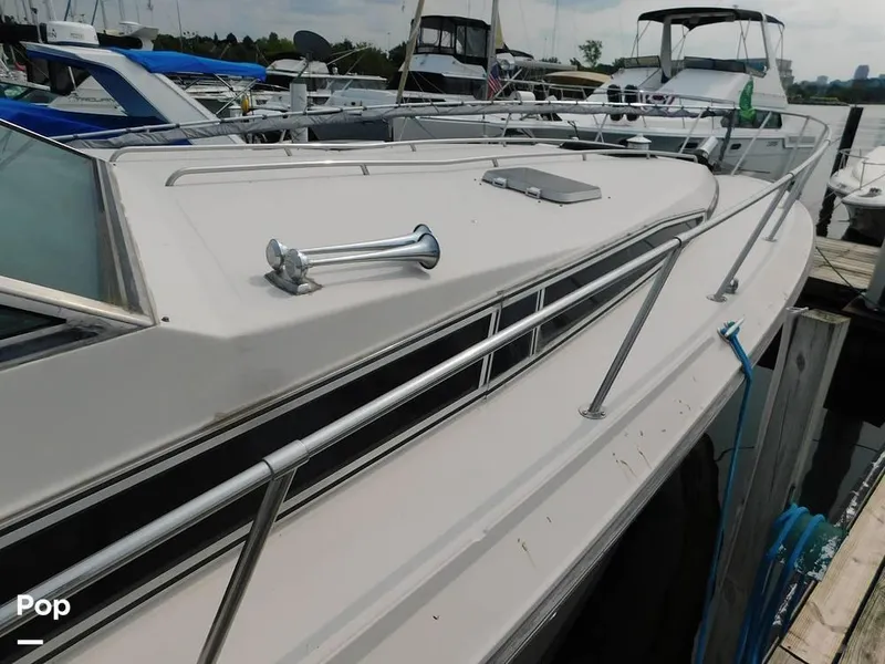 Slide: The Image of 1986 Sea Ray 390 Express for sale in Eastlake, OH - 23