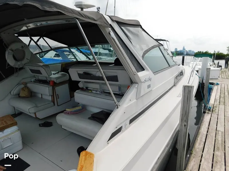 Slide: The Image of 1986 Sea Ray 390 Express for sale in Eastlake, OH - 29