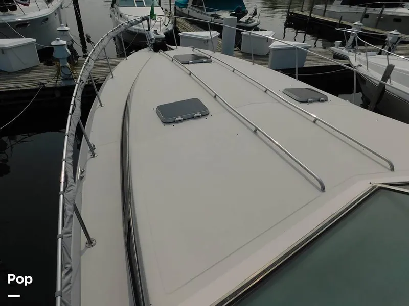 Slide: The Image of 1986 Sea Ray 390 Express for sale in Eastlake, OH - 37