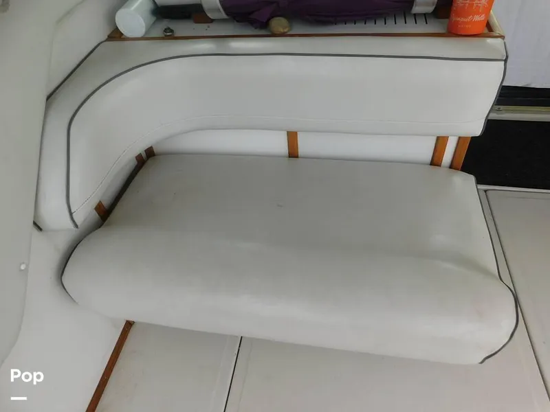 Slide: The Image of 1986 Sea Ray 390 Express for sale in Eastlake, OH - 50