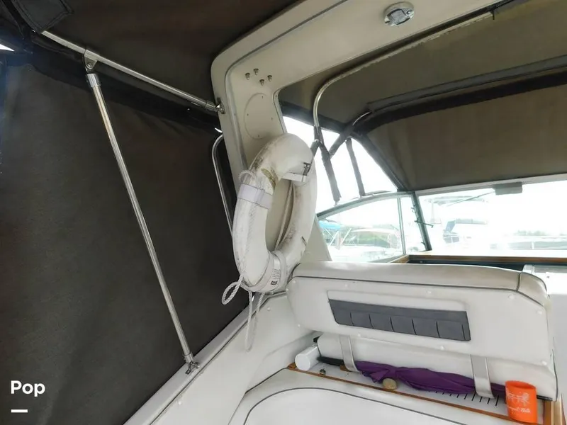 Slide: The Image of 1986 Sea Ray 390 Express for sale in Eastlake, OH - 51