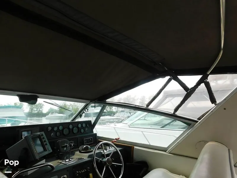 Slide: The Image of 1986 Sea Ray 390 Express for sale in Eastlake, OH - 54