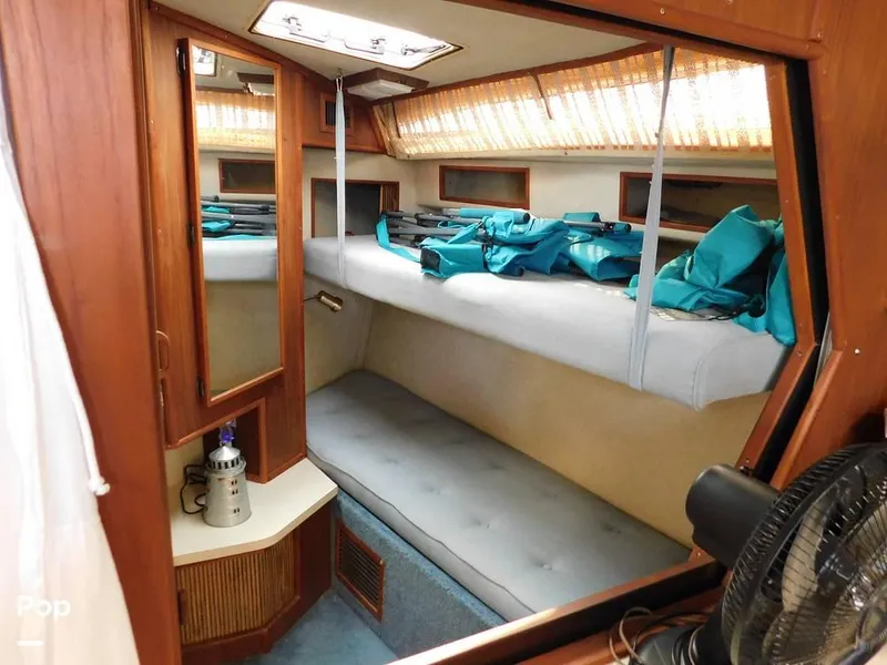 Slide: The Image of 1986 Sea Ray 390 Express for sale in Eastlake, OH - 6