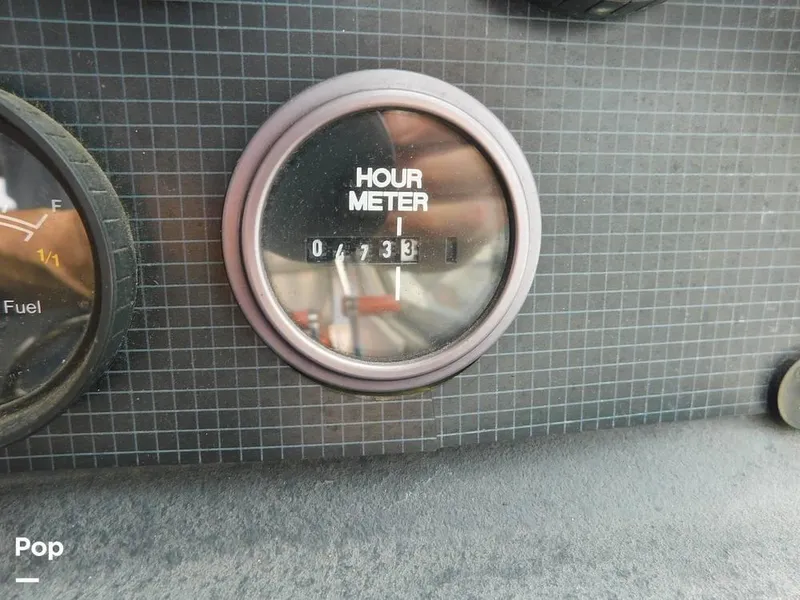 Slide: The Image of 1986 Sea Ray 390 Express for sale in Eastlake, OH - 64