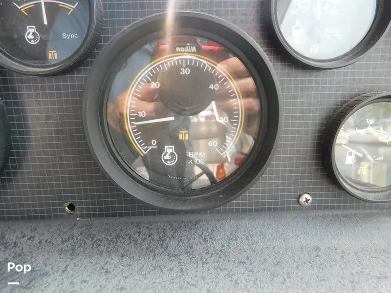 Slide: The Image of 1986 Sea Ray 390 Express for sale in Eastlake, OH - 66