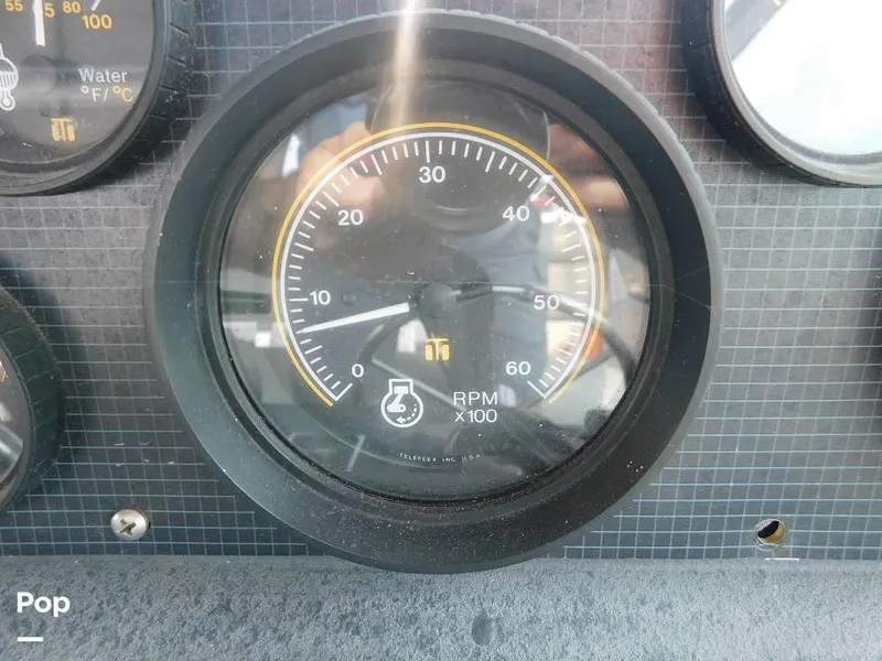 Slide: The Image of 1986 Sea Ray 390 Express for sale in Eastlake, OH - 68