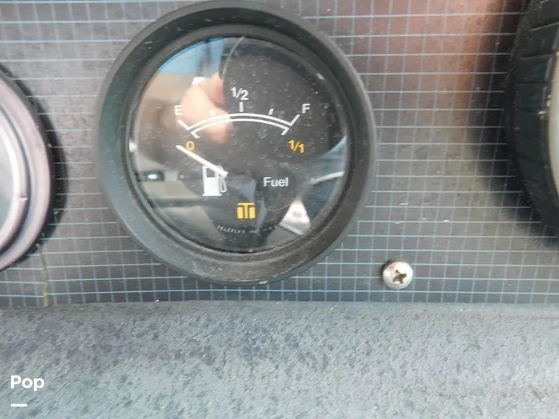 Slide: The Image of 1986 Sea Ray 390 Express for sale in Eastlake, OH - 70