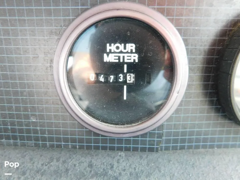 Slide: The Image of 1986 Sea Ray 390 Express for sale in Eastlake, OH - 73