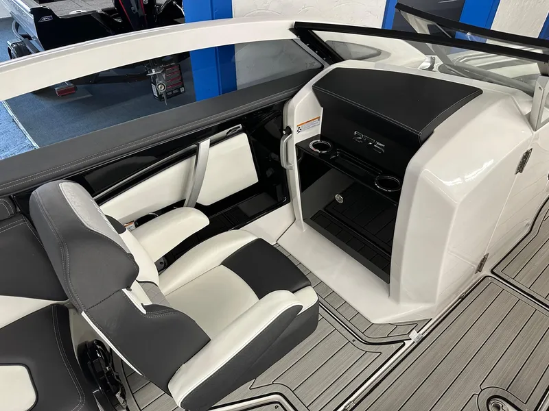 Slide: The Image of Interior of 2023 Yamaha Boats 275SD with modern seating. - 4