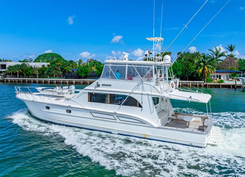 Slide: The Image of 1996 Blackwell 72 yacht cruising on a sunny day. - 22