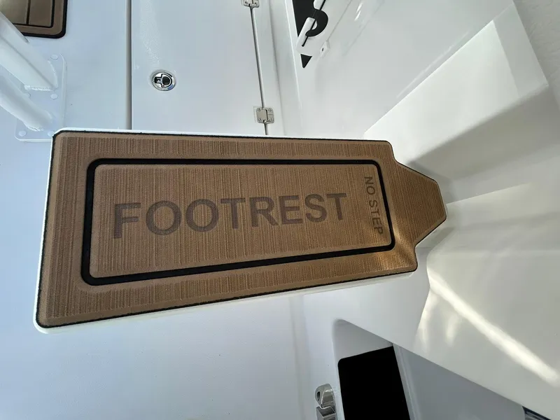 Slide: The Image of Tidewater 256 LXF 2026 - 52