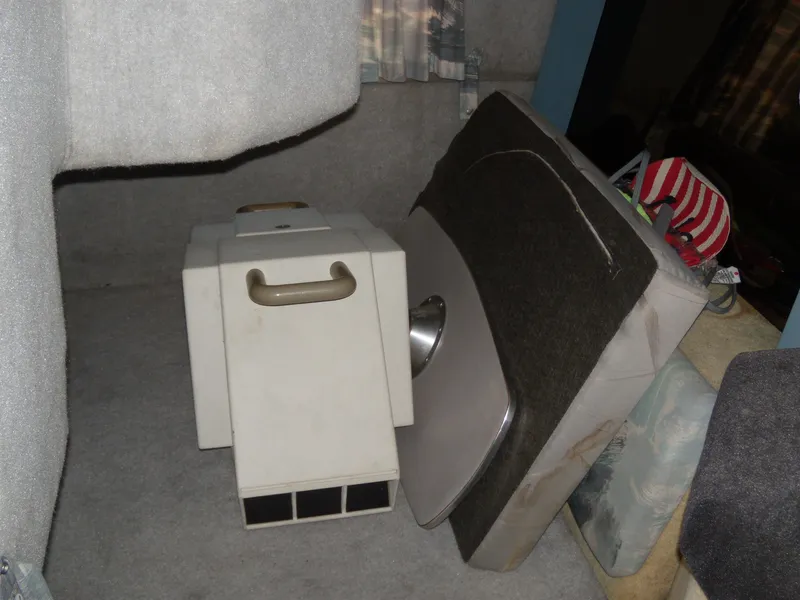 Slide: The Image of Interior of 1988 Bayliner 2655 Ciera Sunbridge with portable air conditioner. - 11